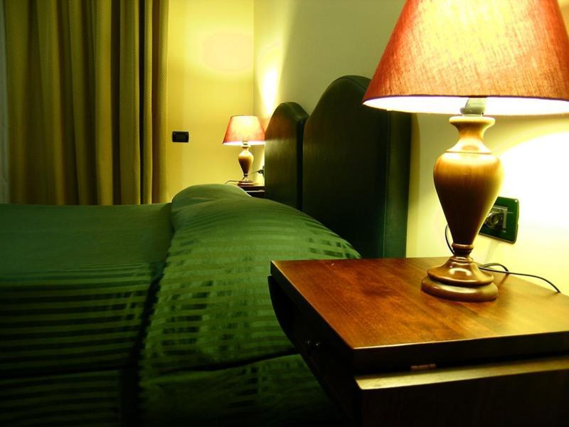 Relax Style House Central Rooms Pescara Exterior photo